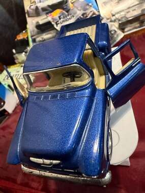 Vintage Kinsmart 1955 Chevy Stepside Pick-Up Blue 1/32 Scale Diecast Model